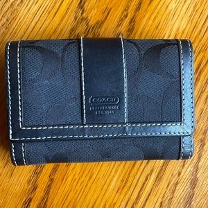 Coach signature card holder wallet
